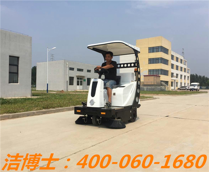 潔博士電動(dòng)清掃車(chē)安徽案例—河北清源供水 潔博士電動(dòng)清掃車(chē)安徽案例—河北清源供水